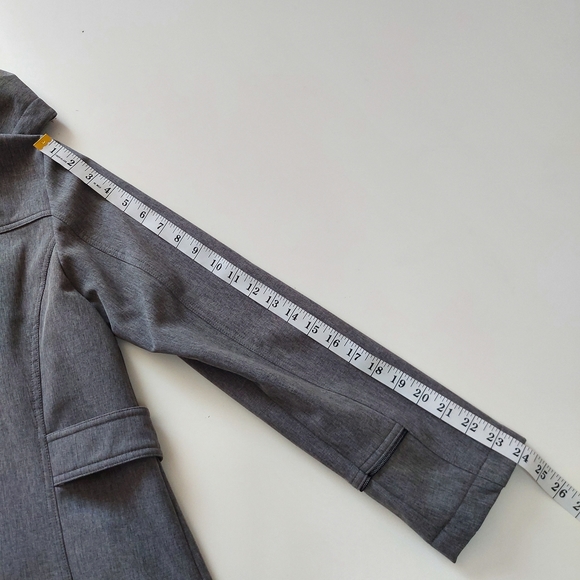 NOVELTI Sport Coat Size Women's Medium - Picture 15 of 16